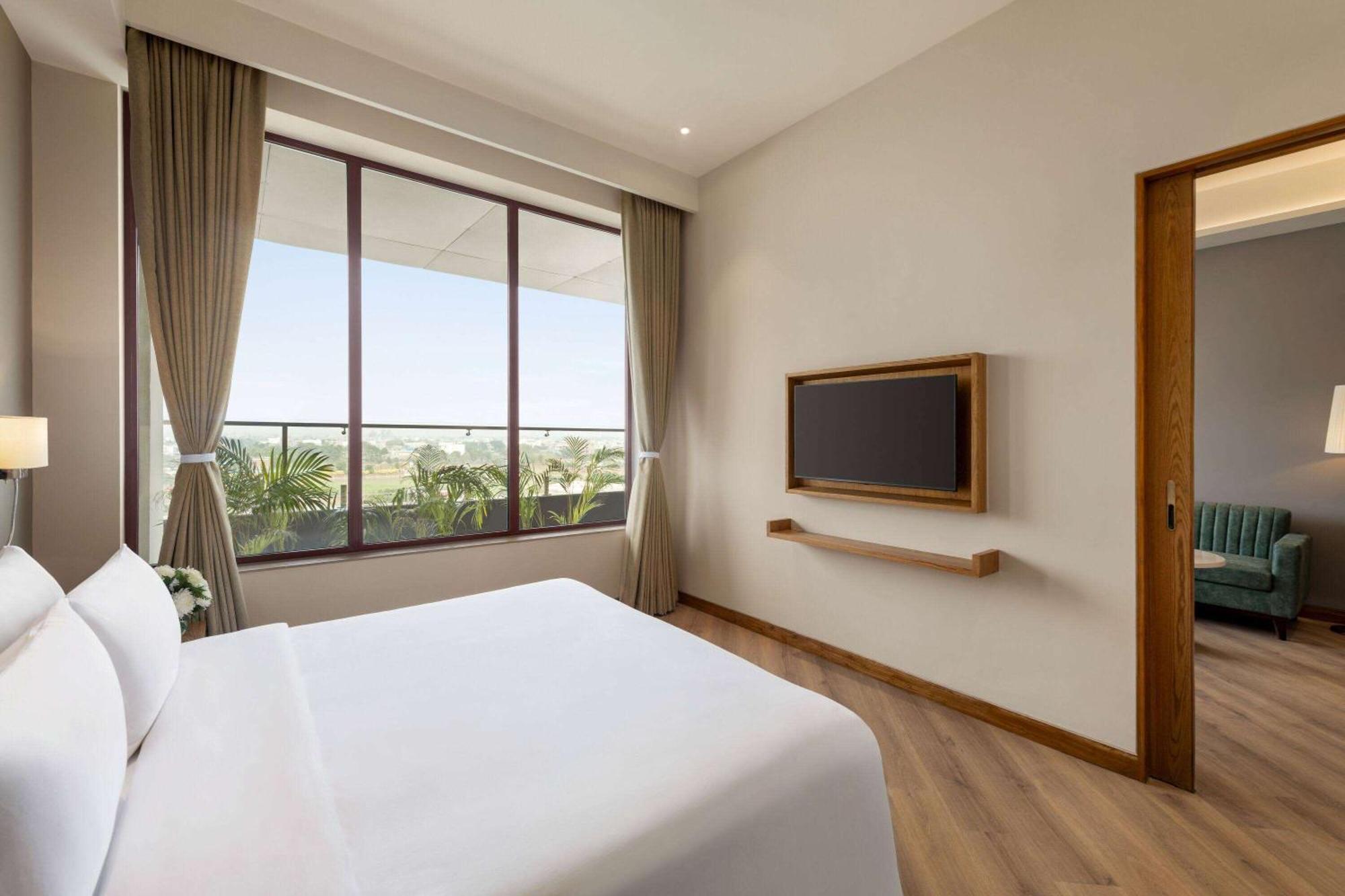 Ramada Encore By Wyndham Amritsar Airport Exteriér fotografie