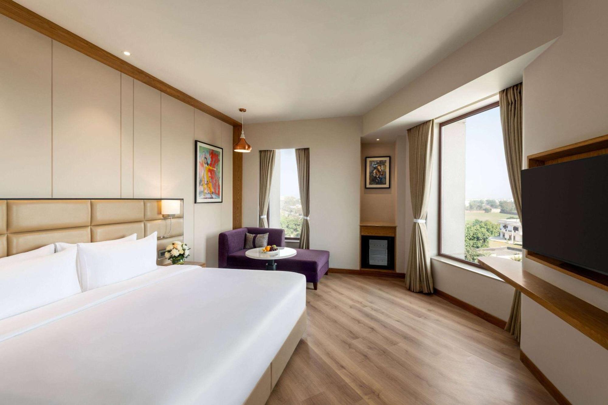 Ramada Encore By Wyndham Amritsar Airport Exteriér fotografie